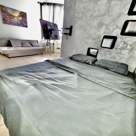 סטודיו על הים Apartment Bat Yam Exterior photo